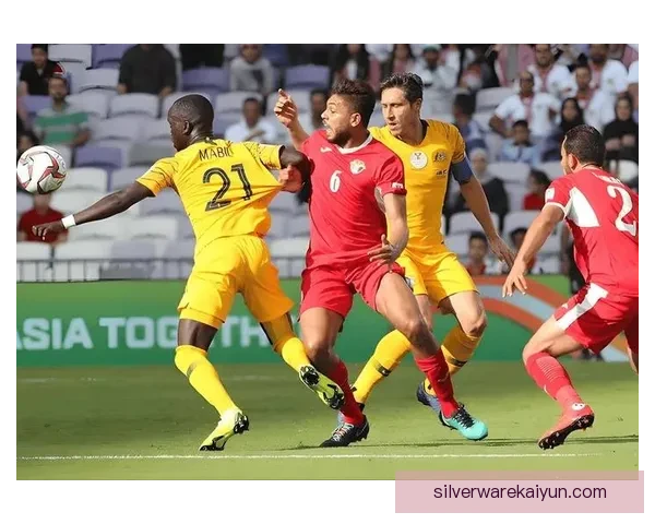 哥伦比亚队战术细节解析：近期攻防体系与阵型运用走势清晰